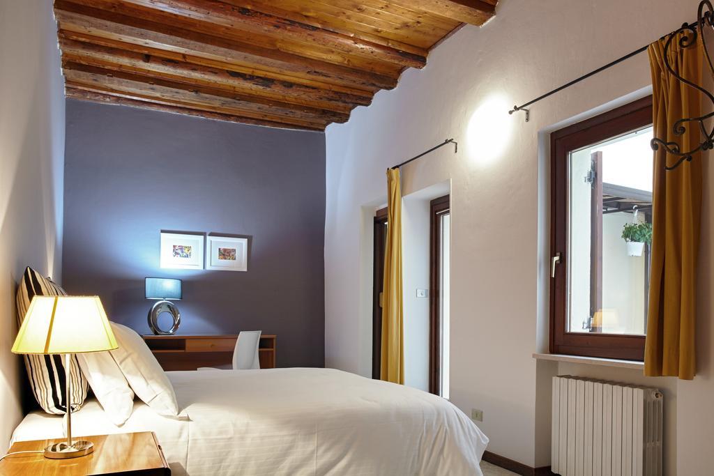 L'Ospite Appartamenti Verona Exterior photo